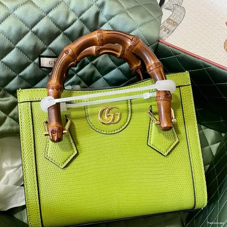 Fashionrepsfam ru 2206YA0034 Gucci Bag 0625
